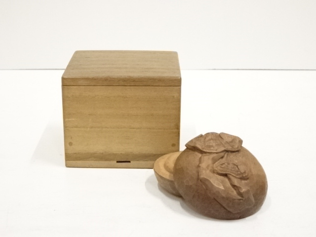 ANTIQUE JAPANESE TEA CEREMONY / WOODEN KOGO(INCENSE CONTAINER)